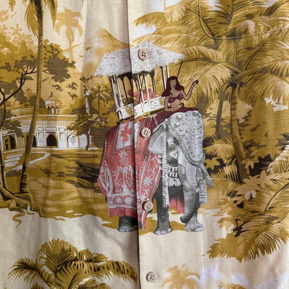 Tommy Bahama Hawaiian Shirt Men Large 100% Silk Elephant Palm Tree‎ Print Casual - Picture 4 of 9